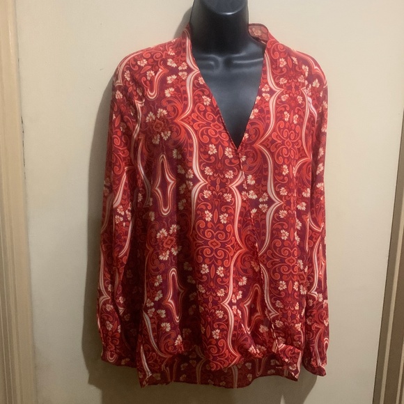Forever 21 BLOUSE TOP LONG SLEEVE RED PAISLEY SZ S - Picture 2 of 8